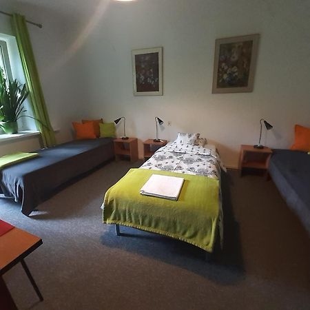 Animrumru Varsovie Extérieur photo